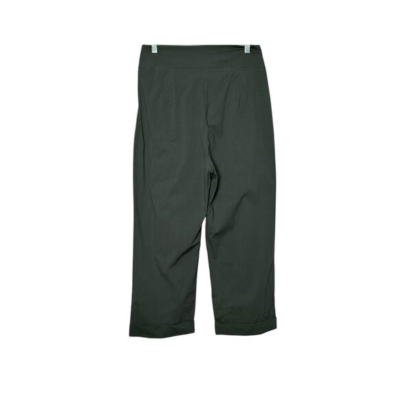 Blush BJ olive green pleated cropped pants size Medium - Picture 2 of 12